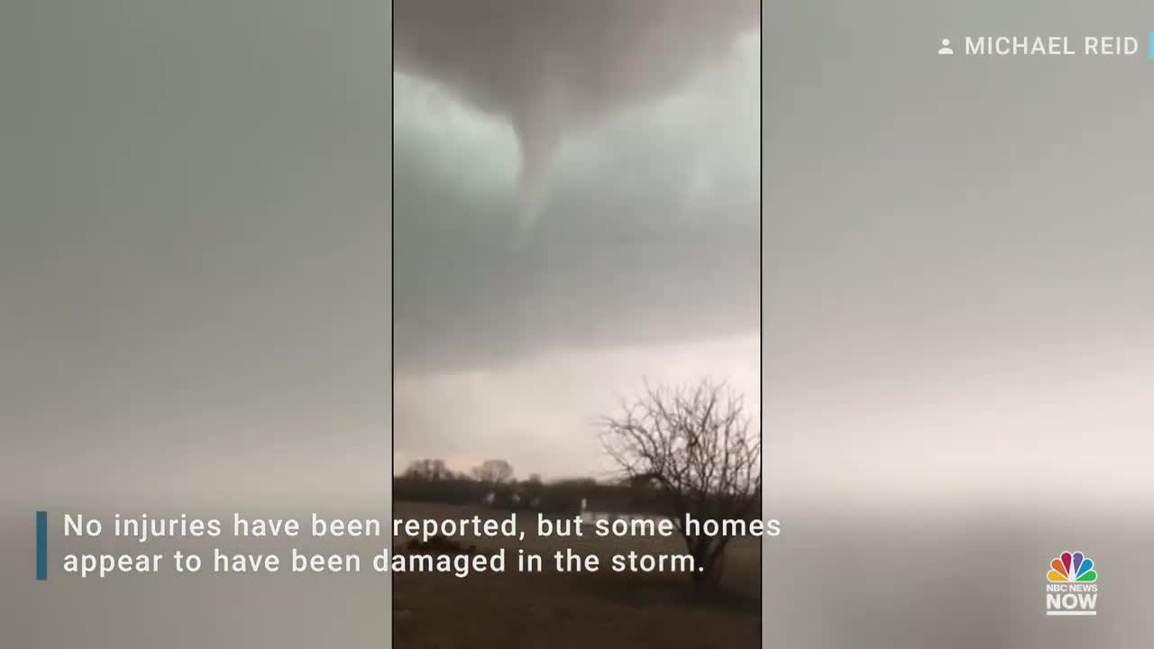 Watch_ Possible Tornado Forms In Northern Texas