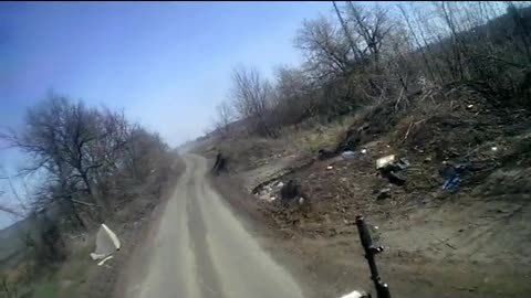 Russian soldiers successfully repel an FPV drone attack on their transport