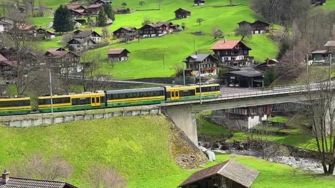 🚩GSTAAD looks like paradise on earth. Would you like to ?😊✨️♥️