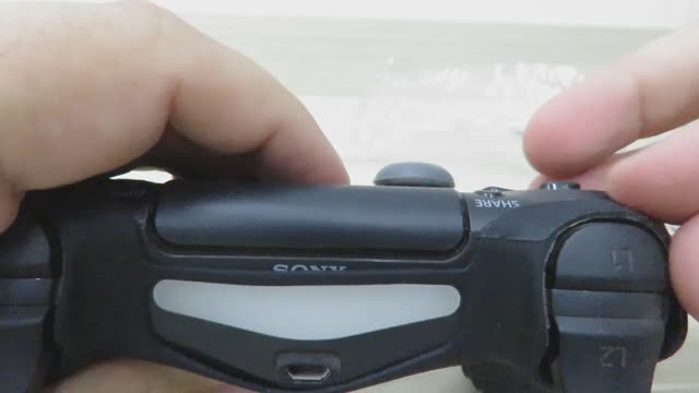 Segunda Capa de Silicone com Alça para Dualshock 4 – PS4