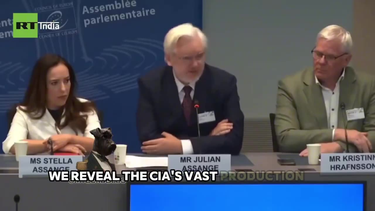 ASSANGE: “WikiLeaks had exposed the CIA's infiltration of French political parties