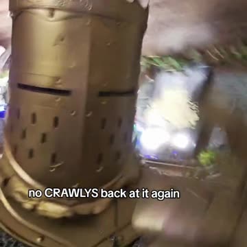 Crawly will pay!! ♥️🏰👑🔰🗡🏹