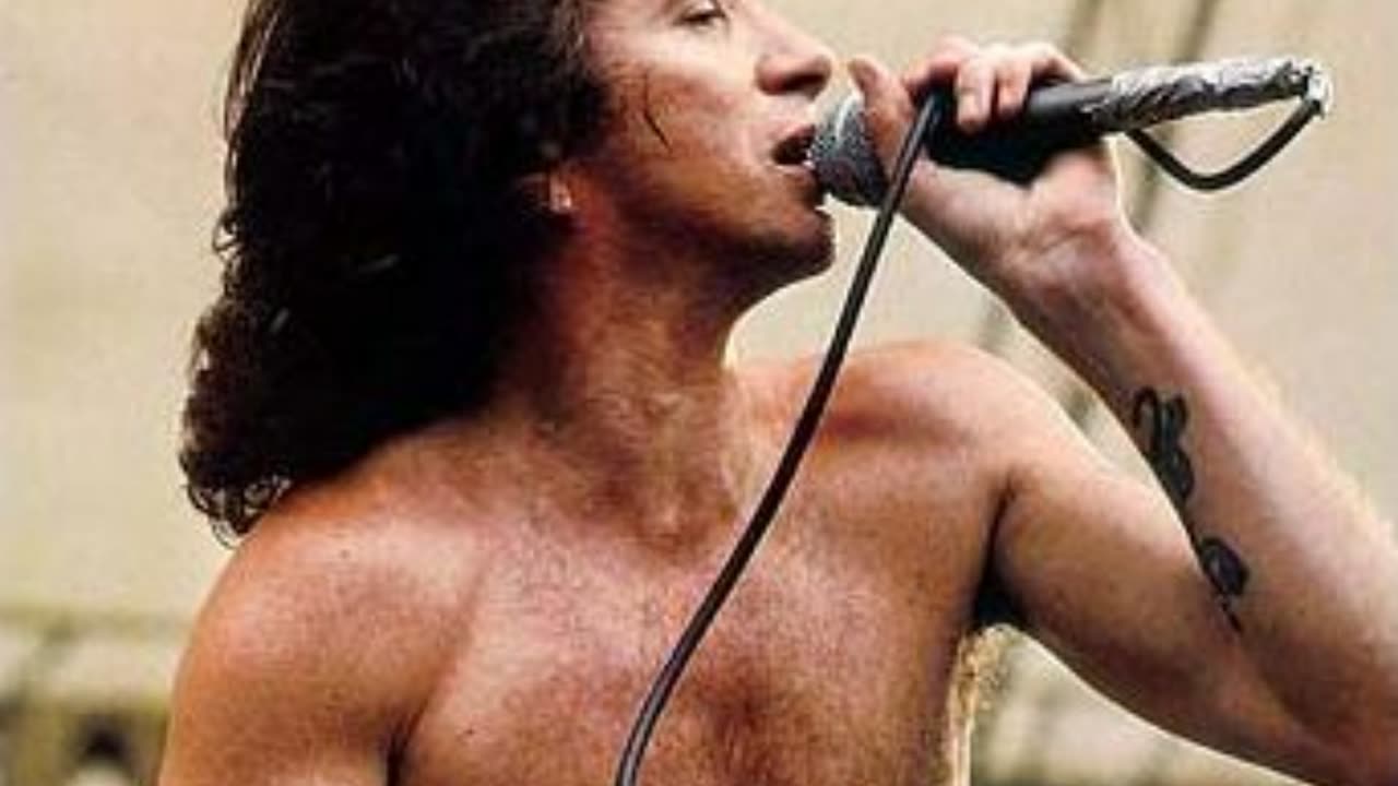 Bon Scott (AC/DC) - Soul Stripper (Live 1976)