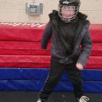 When your child has Irish blood he suppose to skate ⛸ 😆