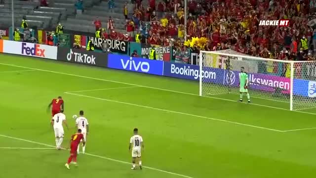 Viral..!!! the most creative and funniest penalty in the world