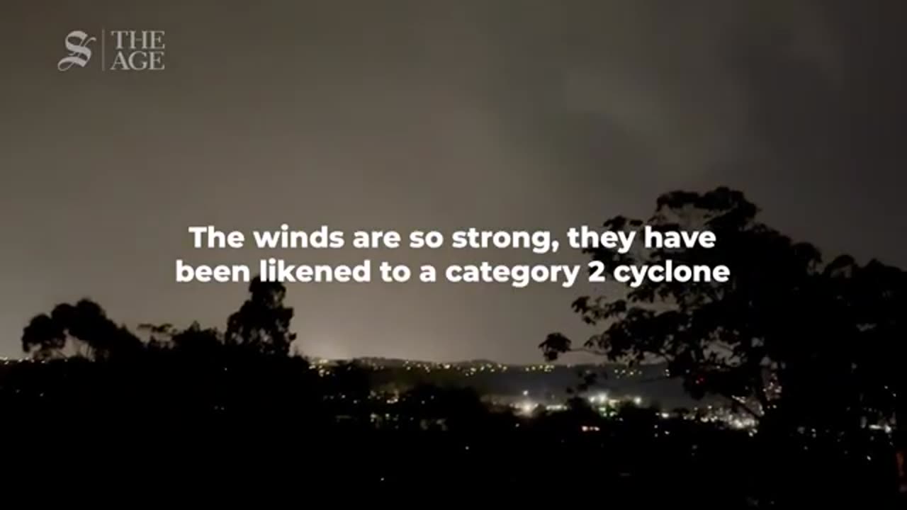 Towns blacked out after heavy winds lash Victoria.mp4