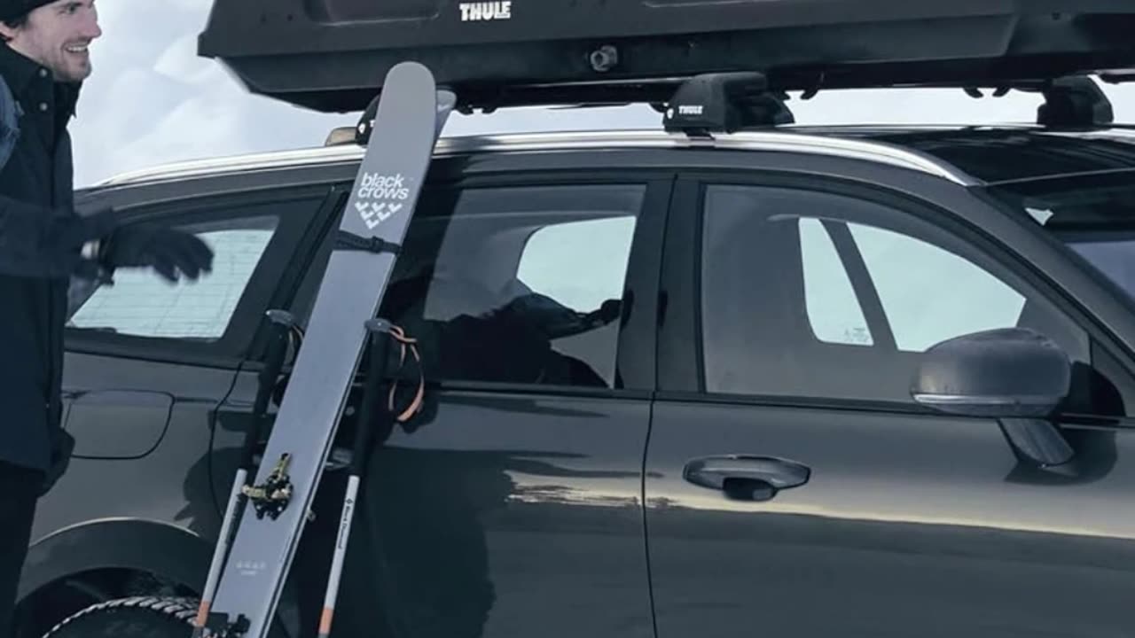 Thule Force Rooftop Cargo Box