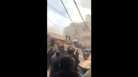 Israel wiped out an entire civilian building in the heart of Lebanon's capital.mp4