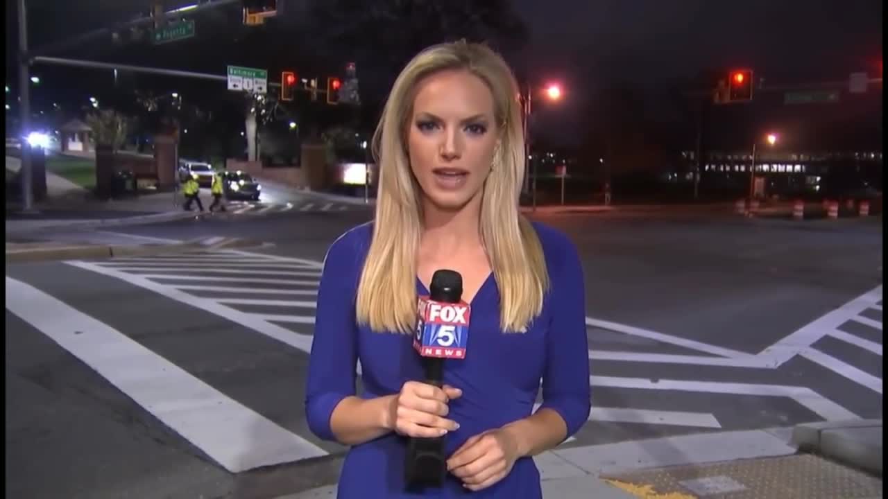 A young boy ruined the emission of a journalist when she was talking about migration.
