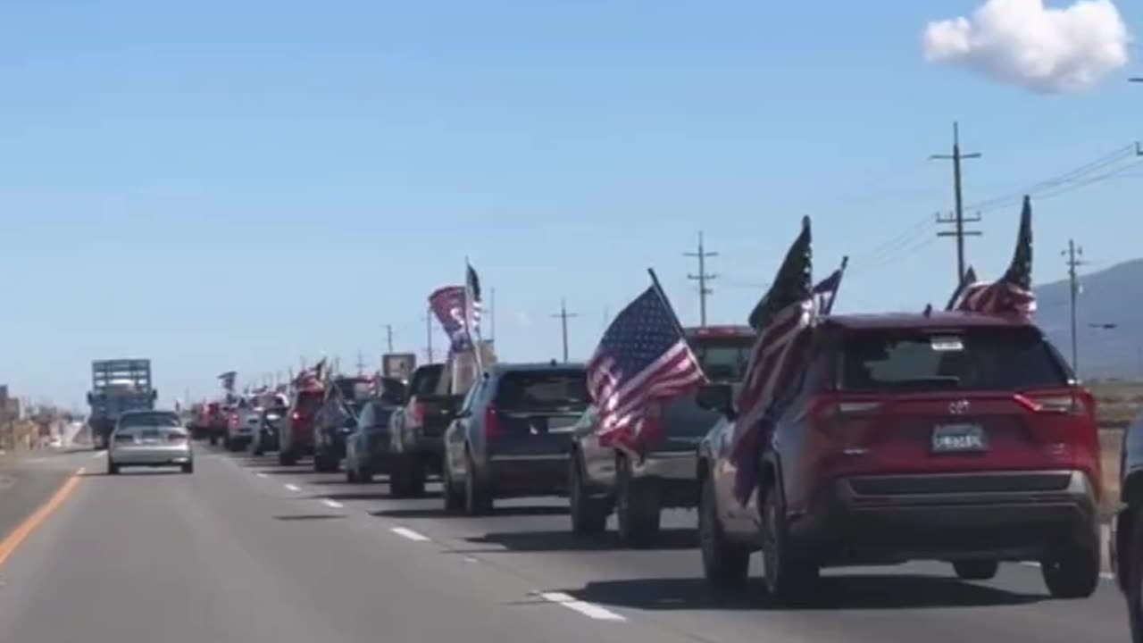 BREAKING: There's a MASSIVE caravan of Trump supporters that have taken over