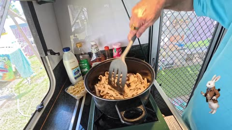 Effortless Elegance: This One-Pot Sausage and Mushroom with creamy Pasta Will Blow You Away 🇦🇺