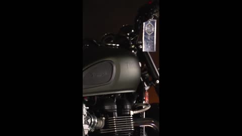 Steve McQueen Triumph Bonneville T100