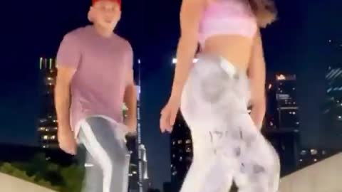 Shuffle dancers