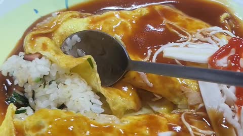 Korean Egg Omurice and Egg ramen noodle