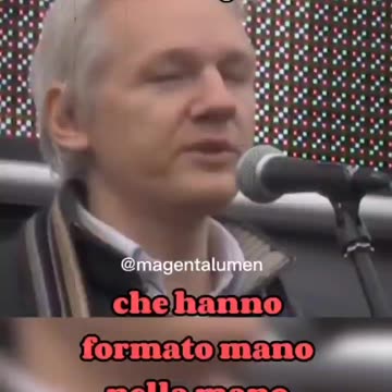 Il monito di Assange contro il Deep State.