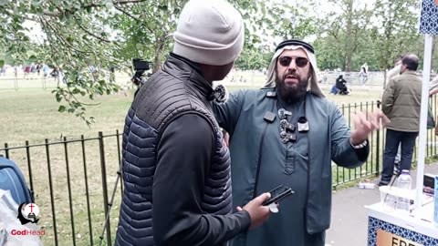 GodHead SHOCKS Sheikh Mohammed God is a Spirit Part 1 #speakerscorner - 1080