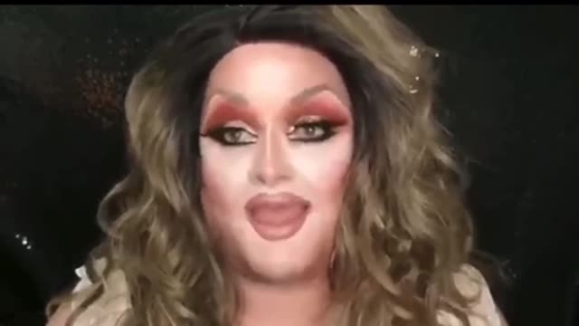 Transperson Calls Out Parents Bringing their Child to a Drag Show— Respect for this person!