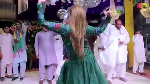 Tara pyaar vichon roal gay han