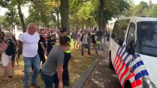 Undercover police tried infiltrating the Dutch farmers protests, they were caught