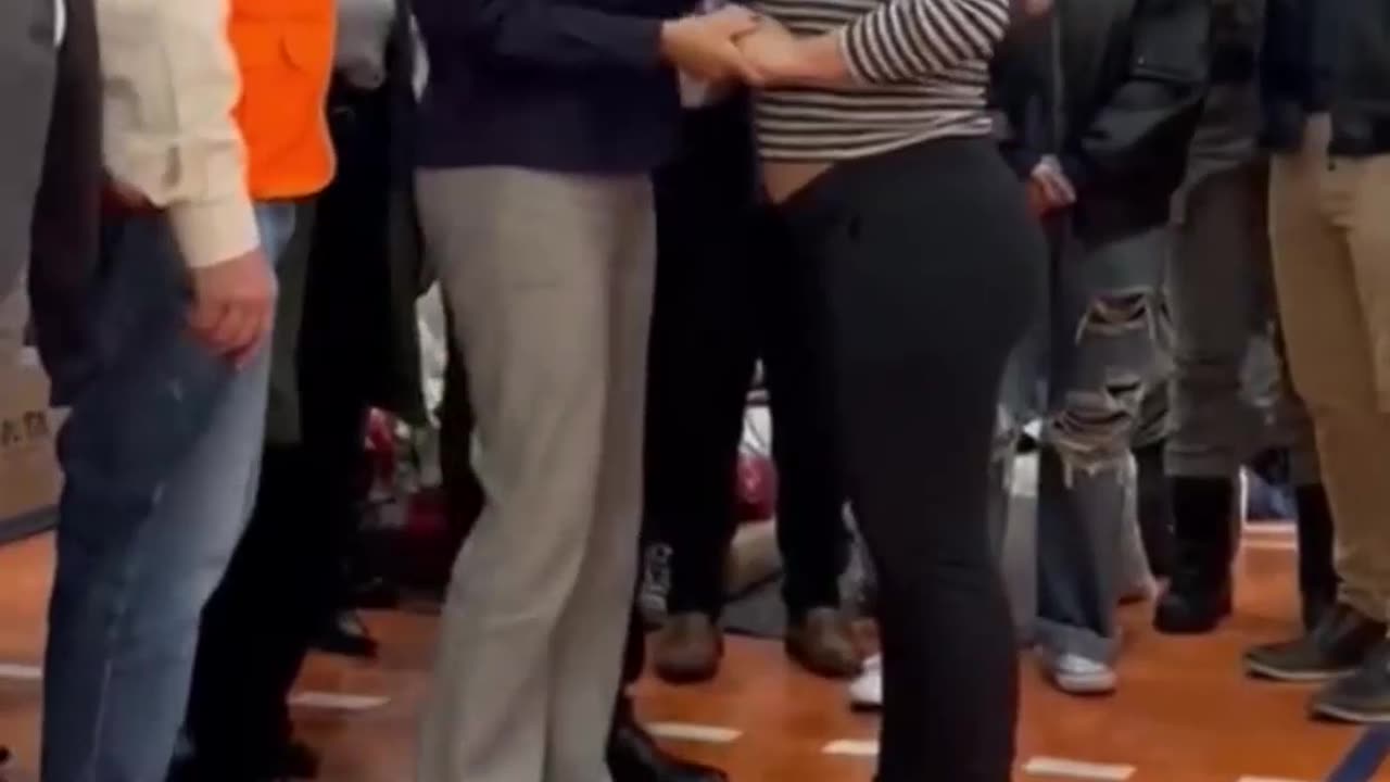 Janja assume lugar de Lula e Alckmin e sobrevoa área atingida por enchentes no RS