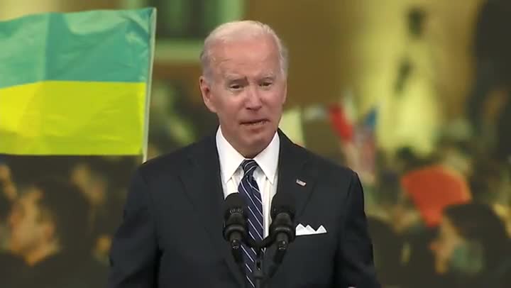 Biden "Siger du, at vi hellere vil have lavere gaspriser i Amerika end Putins jernhånd i Europa?""