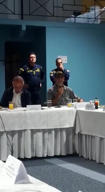 “Detrás de las protestas hay OPS y concejales”: la queja de Dau a Mindefensa