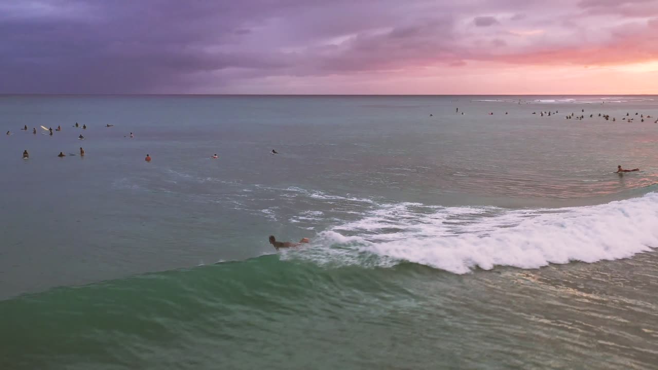 Surfing in style on heavy waves