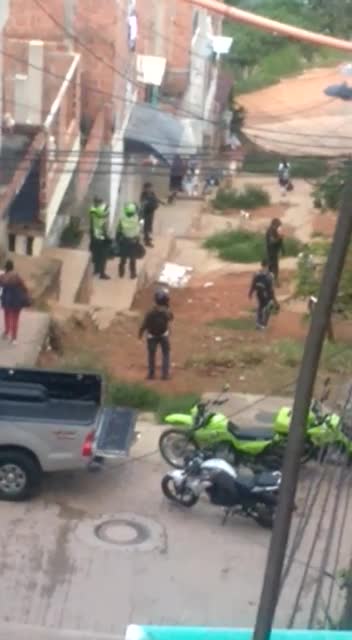 Fuertes operativos contra el microtráfico se desarrollan en Bucaramanga y el área