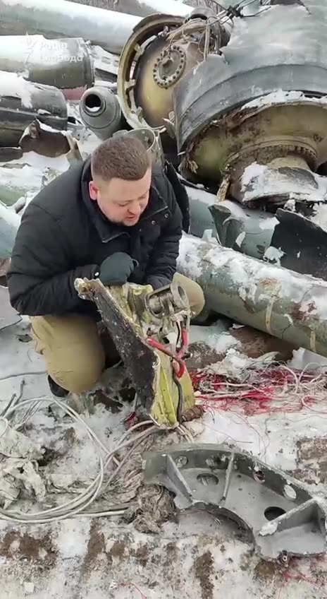 🚀 The speaker of the Kyiv prosecutor's office showed near the fragments of a