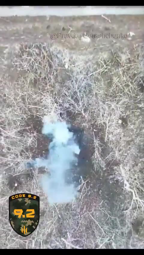 Ukrainian drone drop granade on the head of a Russian soldier, head flies off.
