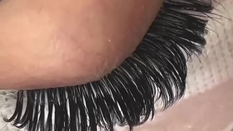 Eye lashes extenshion