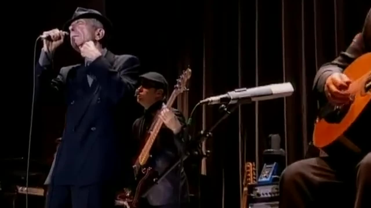 Leonard Cohen - Hallelujah (Live In London)