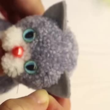 Crafting Whimsical Thread Dolls: A DIY Adventure