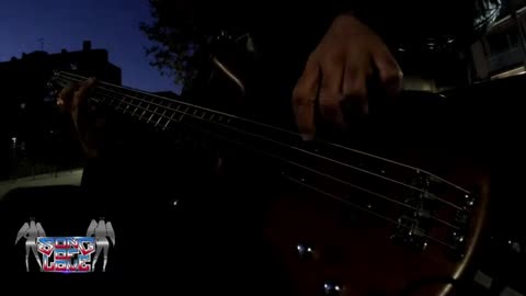 Bass guitar improvisation with Warwick bass