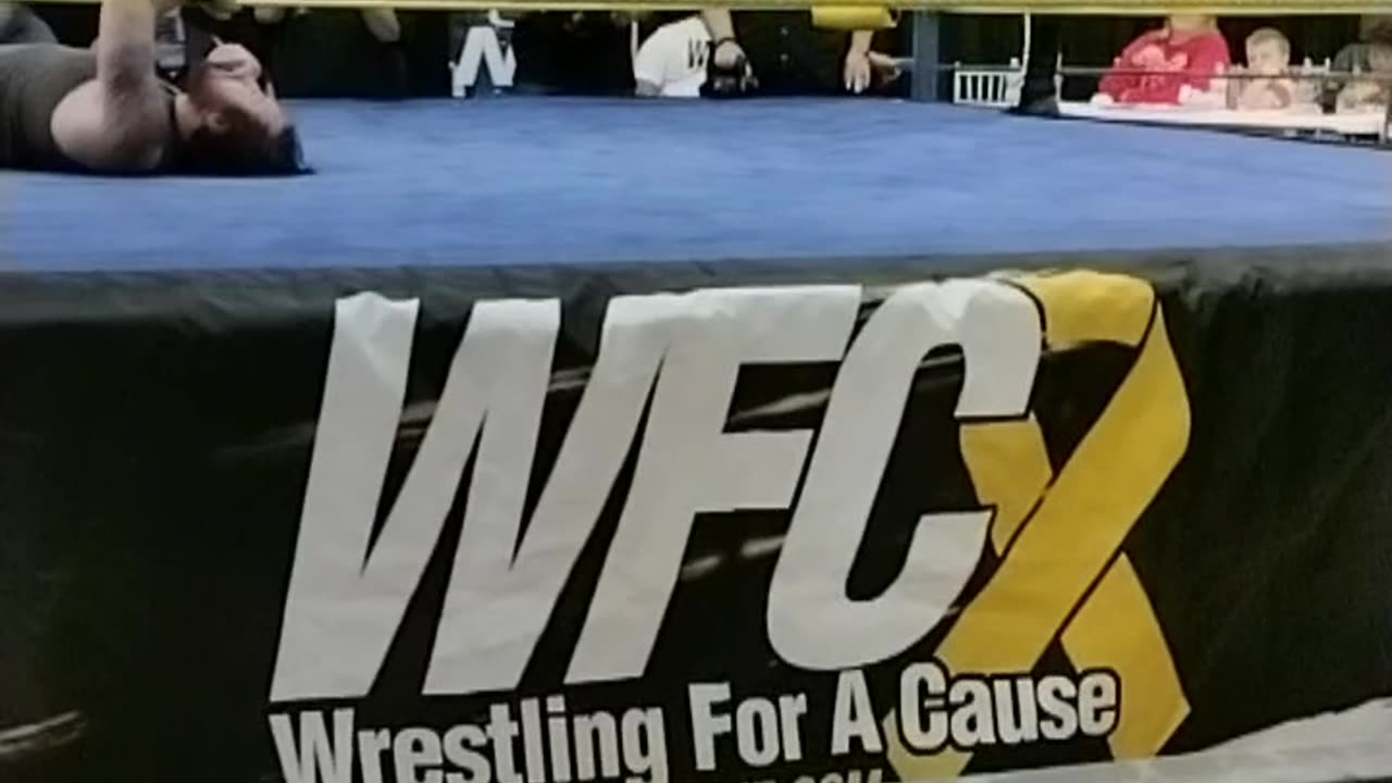 WFC 12th Anniversary Show Wesley Crane Vs Nayati P13