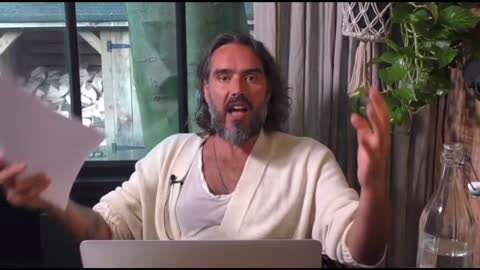 ⚫️MrBlackPill- Russell Brand Weighs In On Bezos Space Trip