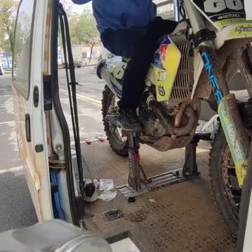 funny|prank|jokes|funny jokes|dad jokes|funny memes|funny video|fun|laughing|funny animal|knock