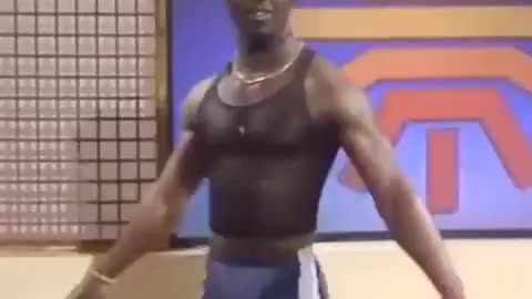 Early 90's Vhs tape has surfaced of a younger Big Mike Obama work out video