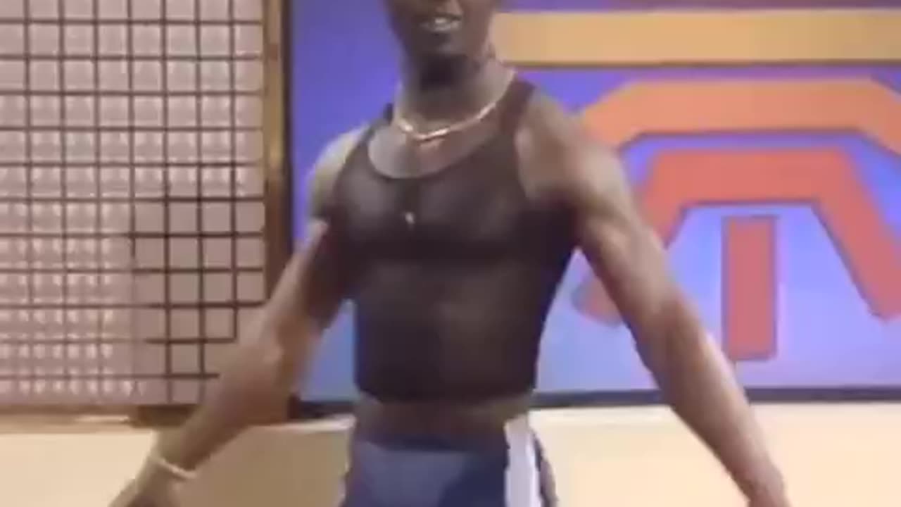 Early 90's Vhs tape has surfaced of a younger Big Mike Obama work out video