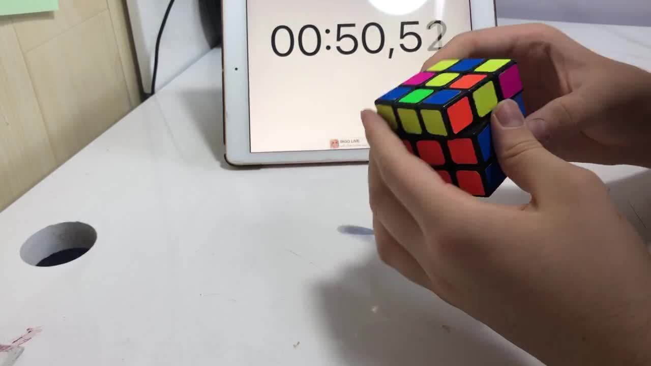 Solving Rubik Cube but then unfortunately it broken 😞