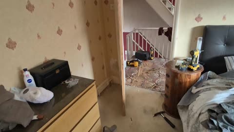 Whibbly woobly door