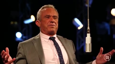 RFK Jr: The WEF is "a billionaires' boys' club