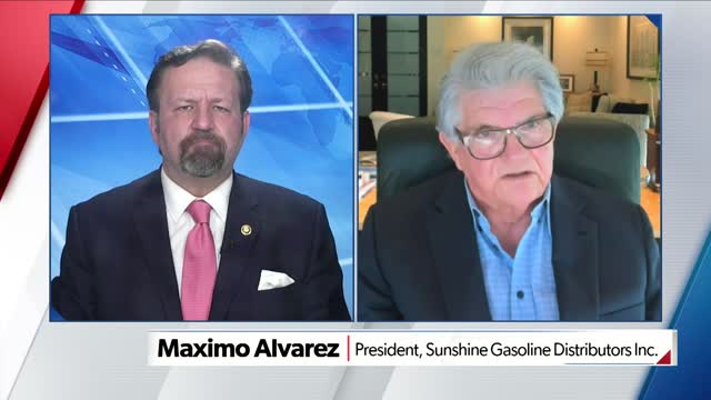 America vs. the Communists. Maximo Alvarez joins Sebastian Gorka