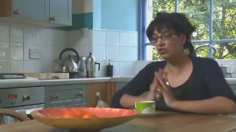M.E. debate online - Nasim Marie Jafry