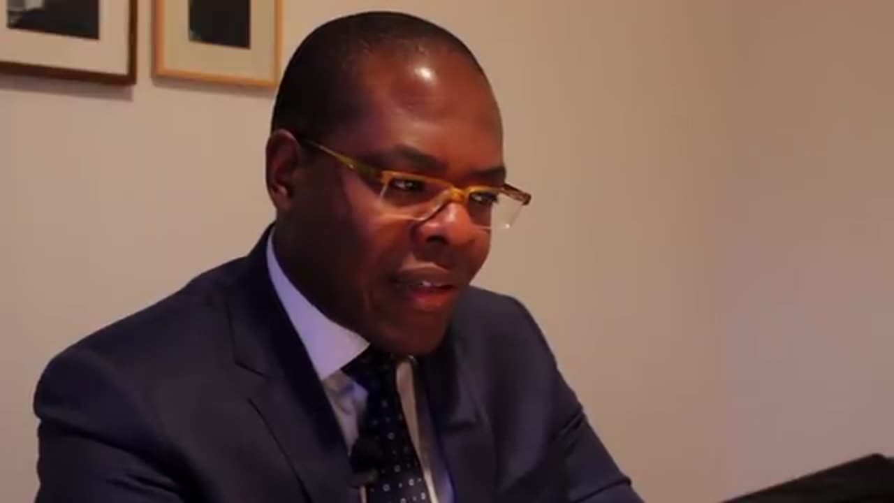 RACISMO E ENCARCERAMENTO EM MASSA - Silvio Almeida