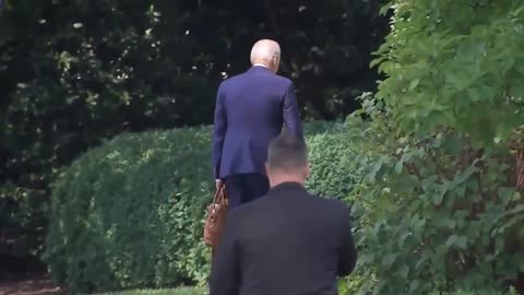 Confused Biden 'Circles Back' And Leaves Security Detail Dumfounded