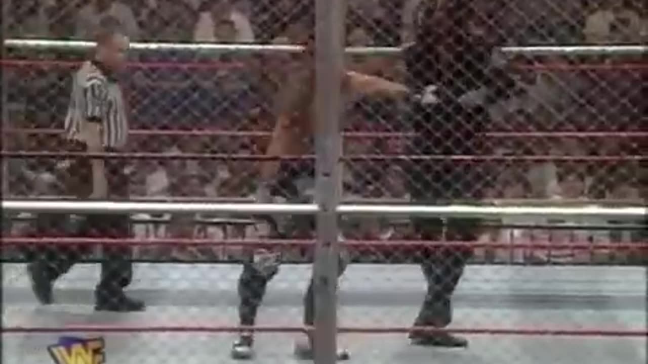 (1997.10.05) The Undertaker vs Shawn Michaels - Hell In A Cell - WWF