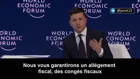 Le président ukrainien Volodymyr ZELENSKY auditionné par Klaus SCHWAB à Davos