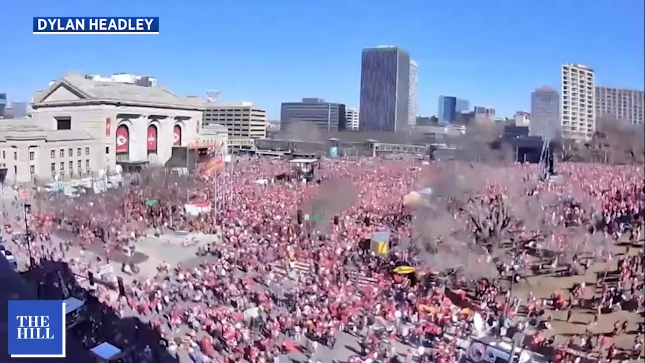 DEADLY SHOOTING At Kansas City SuperBowl PARADE, 1 DEAD 20+ INJURED IncludingCHILDREN