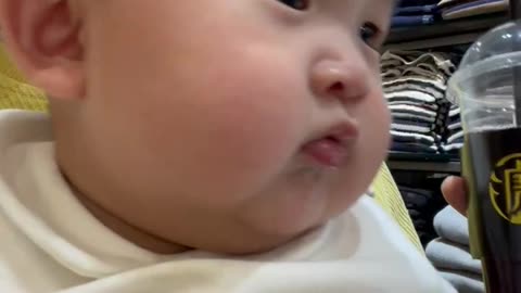 Baby loves shopping with dad